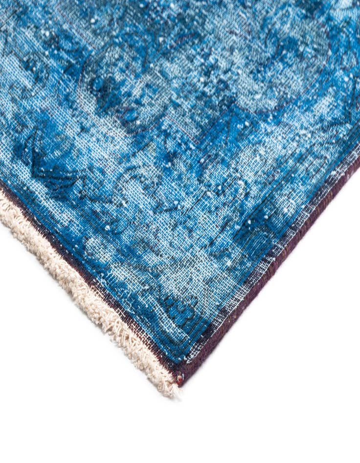 Detail image of  9' 7 x 12' 8 Vintage Royal Wool Rug