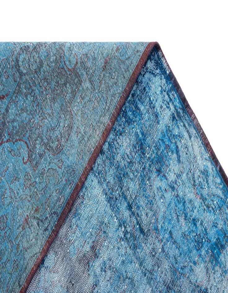 Detail image of  9' 7 x 12' 8 Vintage Royal Wool Rug