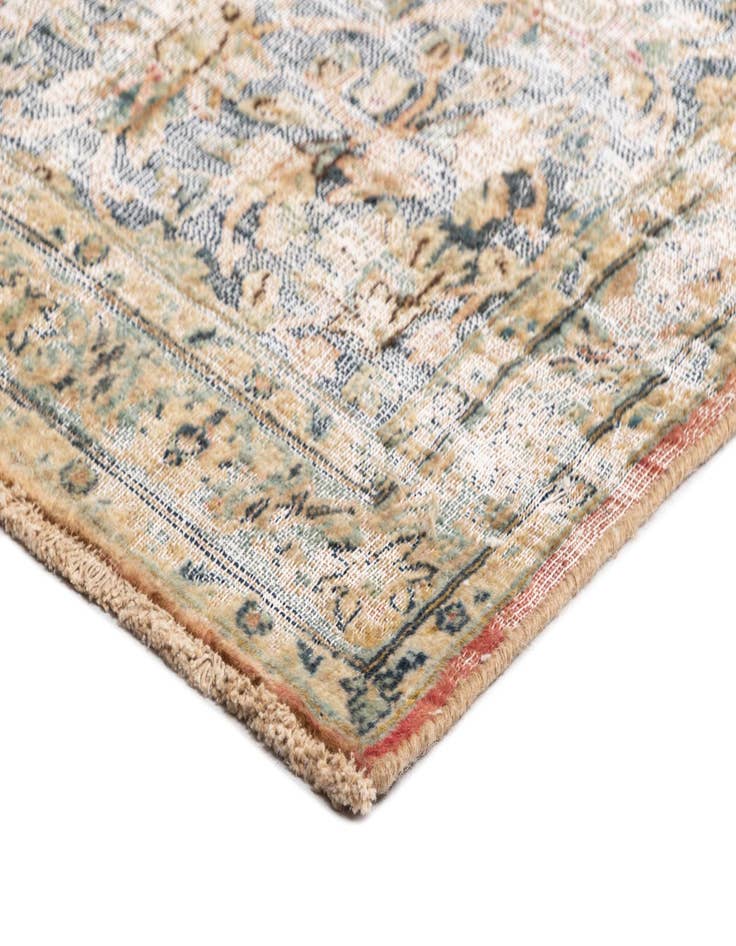 Detail image of  8' 5 x 11' 5 Vintage Royal Wool Rug