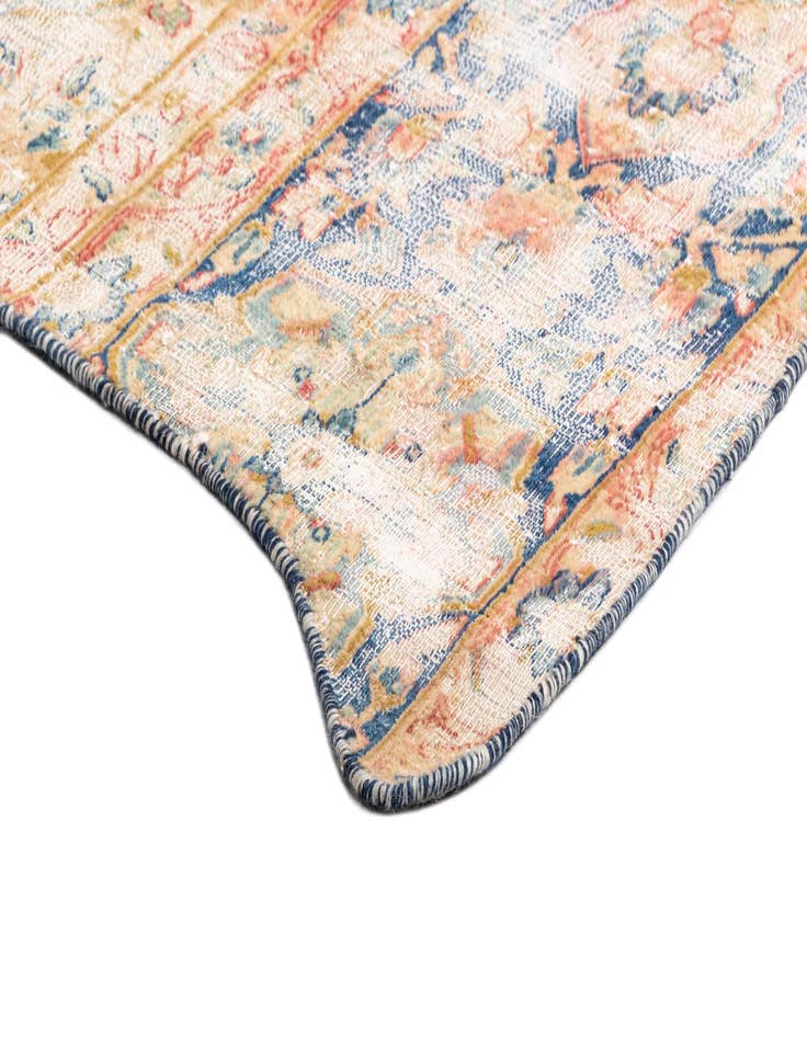 Detail image of  9' 6 x 10' 10 Vintage Royal Wool Rug