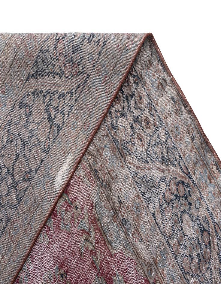 Detail image of  9' 8 x 12' 7 Vintage Royal Wool Rug