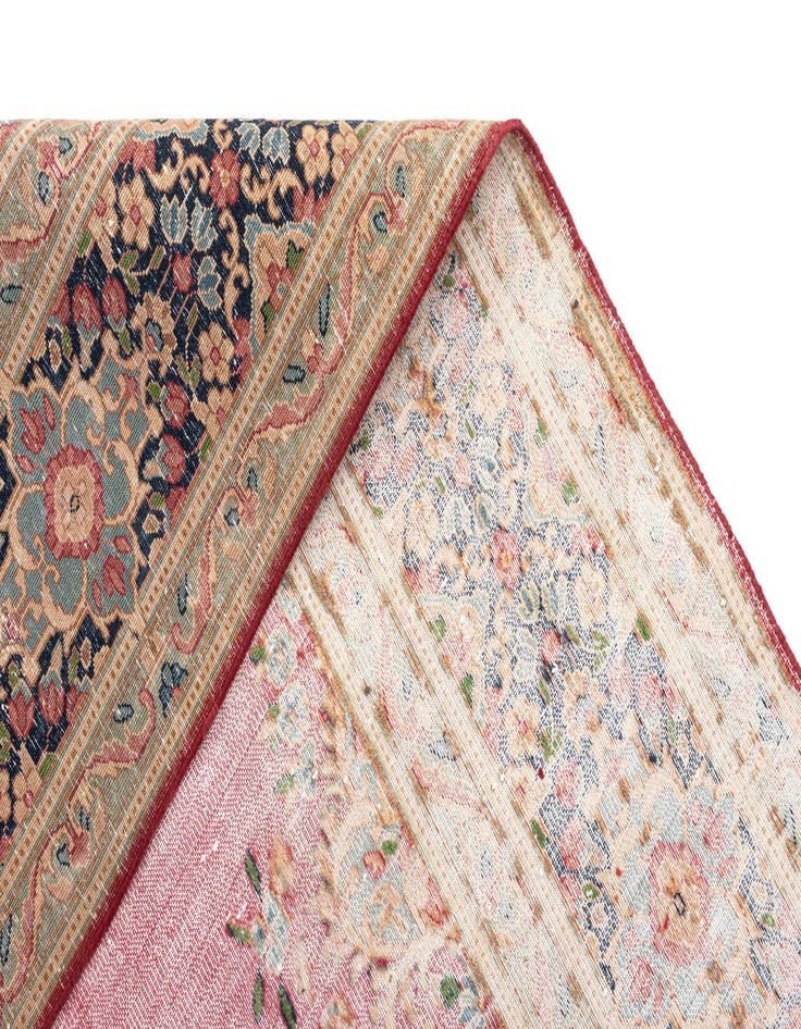 Detail image of  7' 11 x 10' 3 Vintage Royal Wool Rug