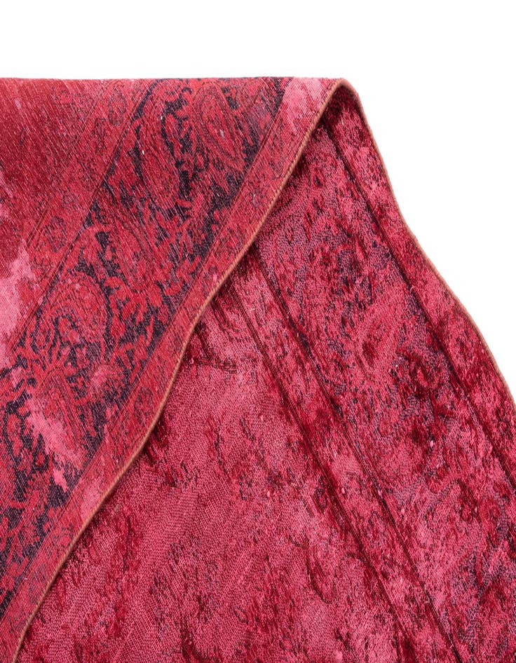 Detail image of  6' 8 x 10' 2 Vintage Royal Wool Rug