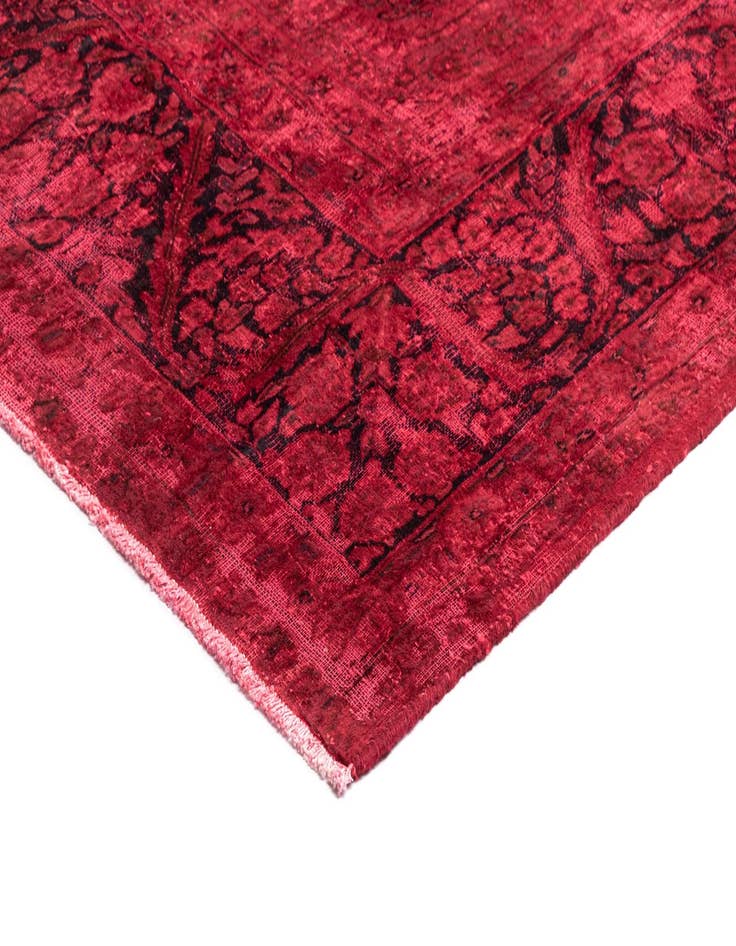 Detail image of  9' 7 x 13' 2 Vintage Royal Wool Rug