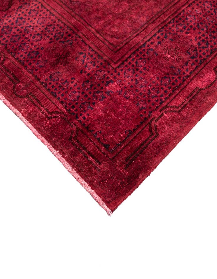 Detail image of  9' 11 x 13' 7 Vintage Royal Wool Rug