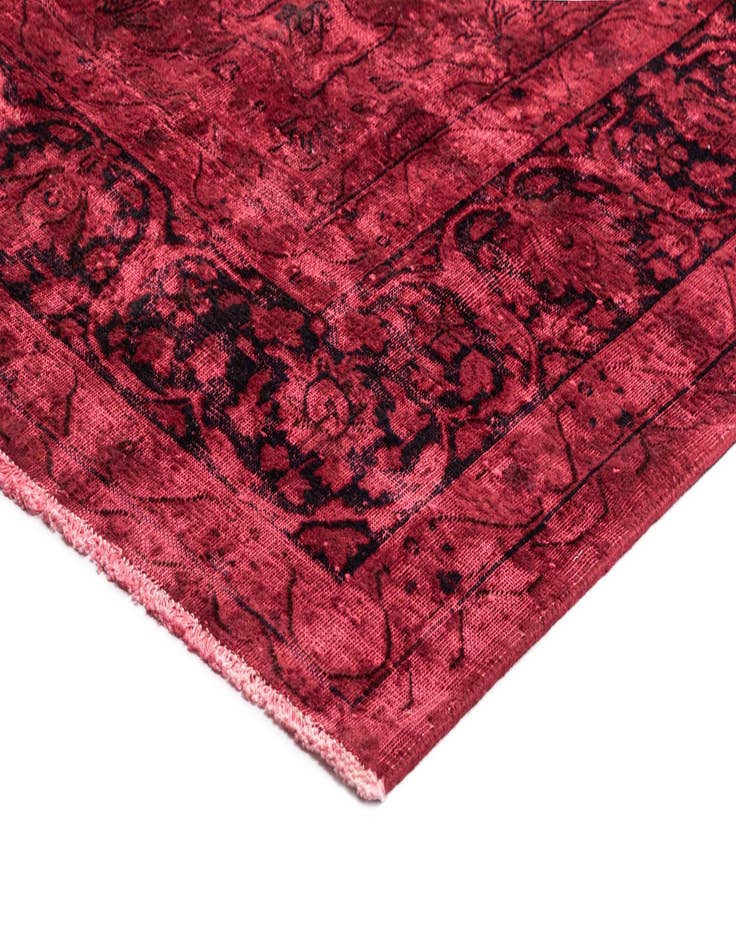 Detail image of  9' 6 x 12' 9 Vintage Royal Wool Rug