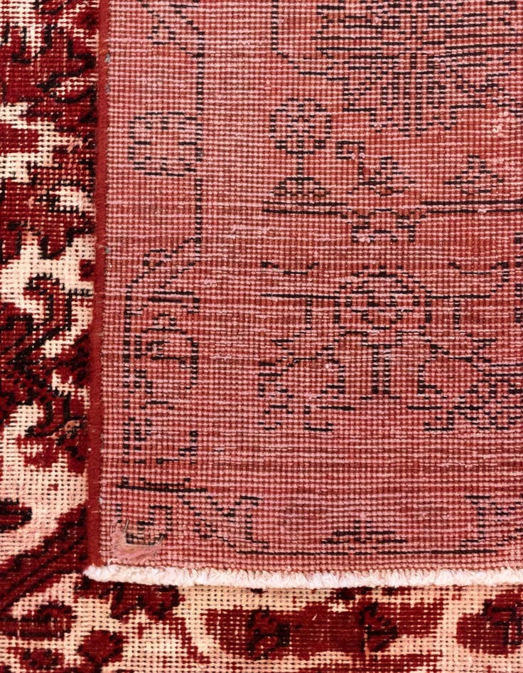 Detail image of  6' 4 x 9' 8 Vintage Royal Wool Rug