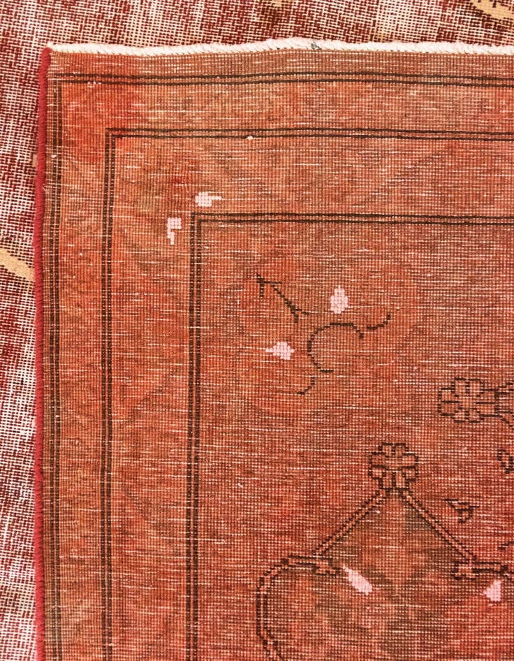 Detail image of  9' 11 x 13' Vintage Royal Wool Rug