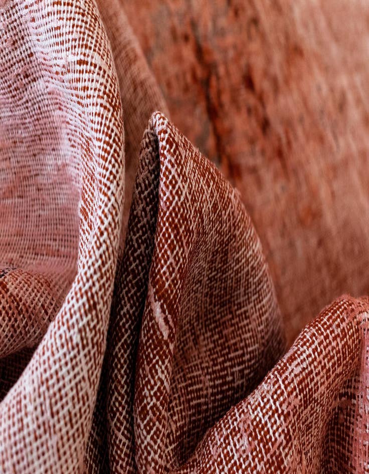 Detail image of  9' 11 x 12' 8 Vintage Royal Wool Rug