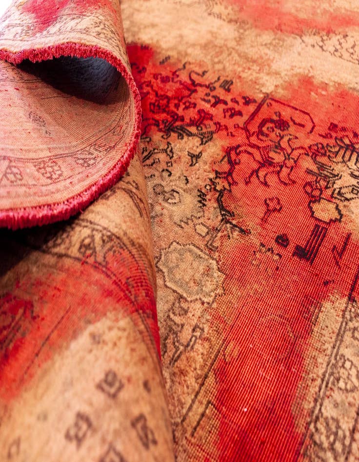 Detail image of  6' 4 x 9' 8 Vintage Royal Wool Rug