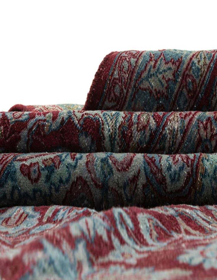 Detail image of  9' 8 x 12' 11 Vintage Royal Rug