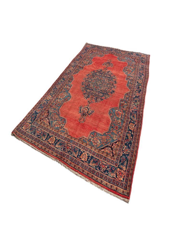 Detail image of  7' 1 x 11' 10 Viss Wool Rug