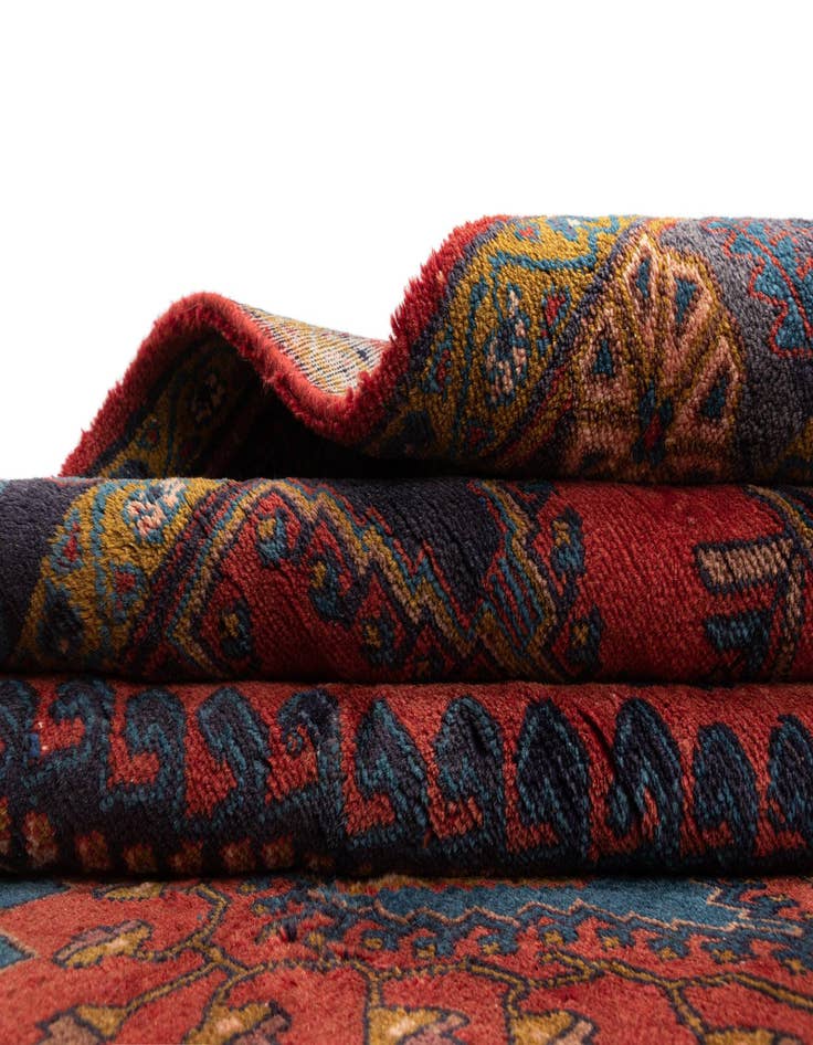 Detail image of  7' 1 x 9' 11 Viss Wool Rug