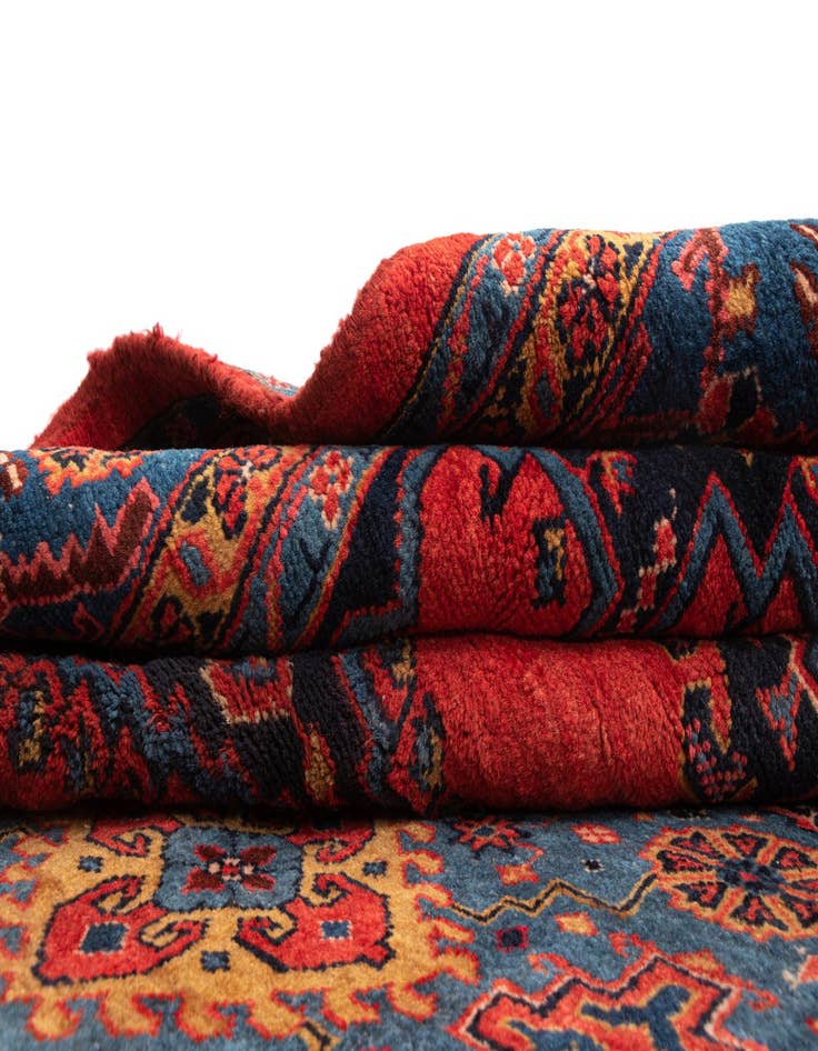 Detail image of  7' x 11' Viss Wool Rug