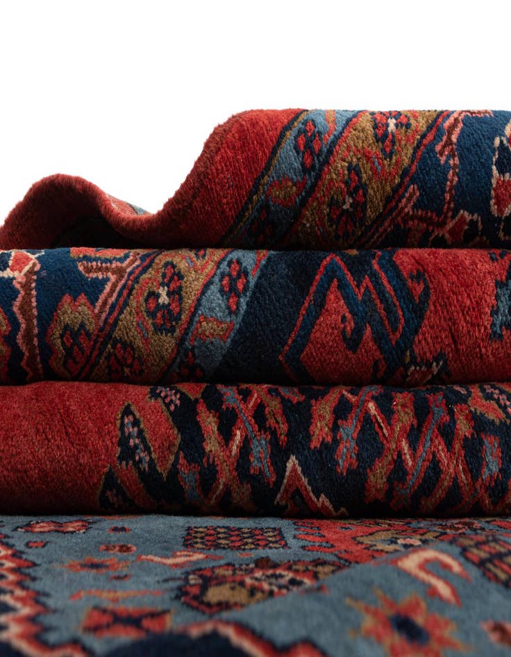 Detail image of  8' 11 x 10' 11 Viss Wool Rug