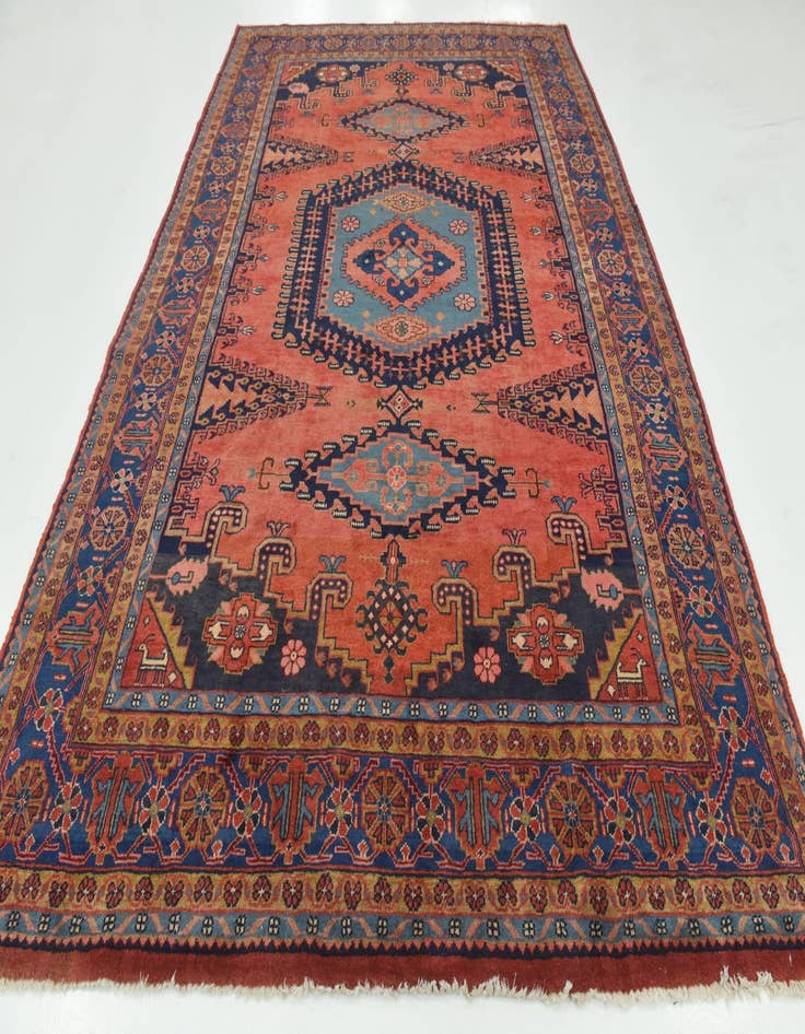 Detail image of  7' 10 x 11' 6  Hand Knotted Viss Persian Wool Rug