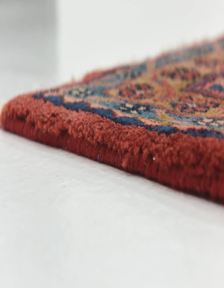 Detail image of  7' 10 x 11' 6  Hand Knotted Viss Persian Wool Rug