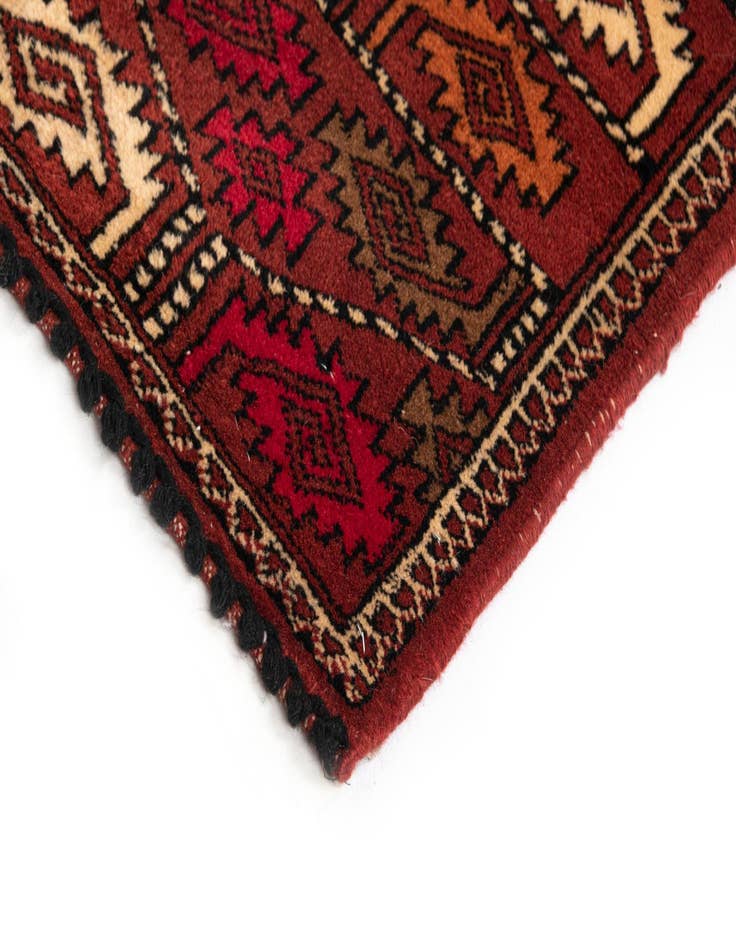 Detail image of  2' 7 x 4' 4 Vorhang Wool Rug