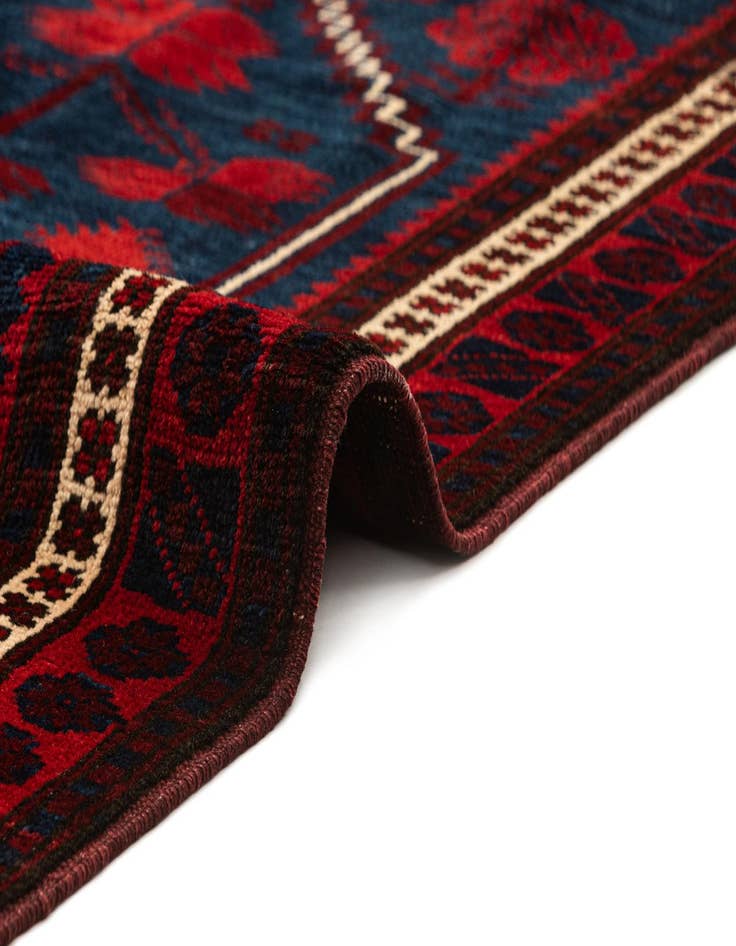 Detail image of  3' 1 x 5' 4 Yagcibedir Rug