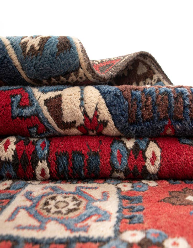 Detail image of  6' 5 x 9' 2 Yalameh Wool Rug