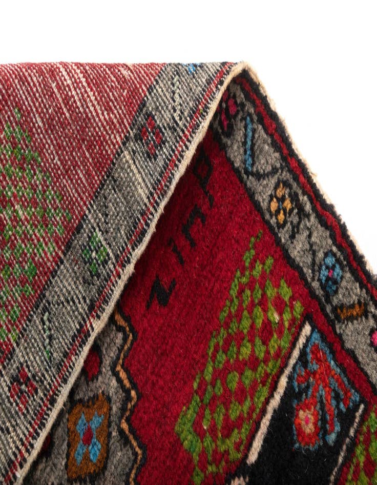 Detail image of  1' 8 x 3' 1 Yastik Rug