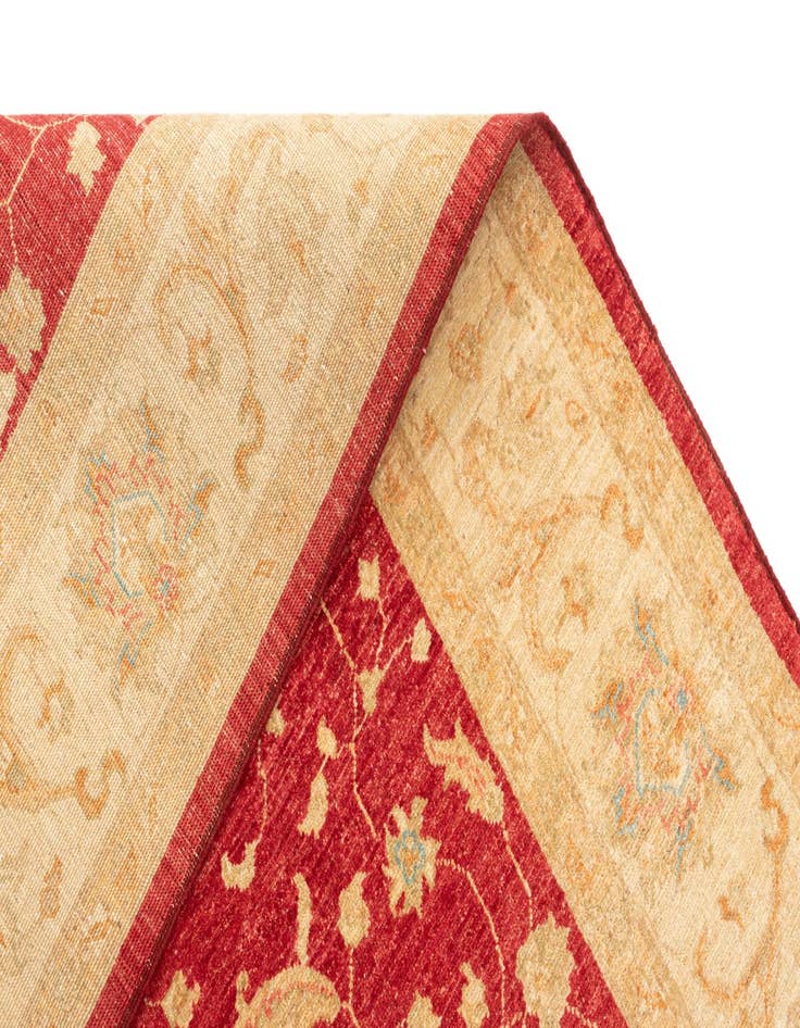 Detail image of  6' 9 x 9' 6 Ziegler Wool Rug