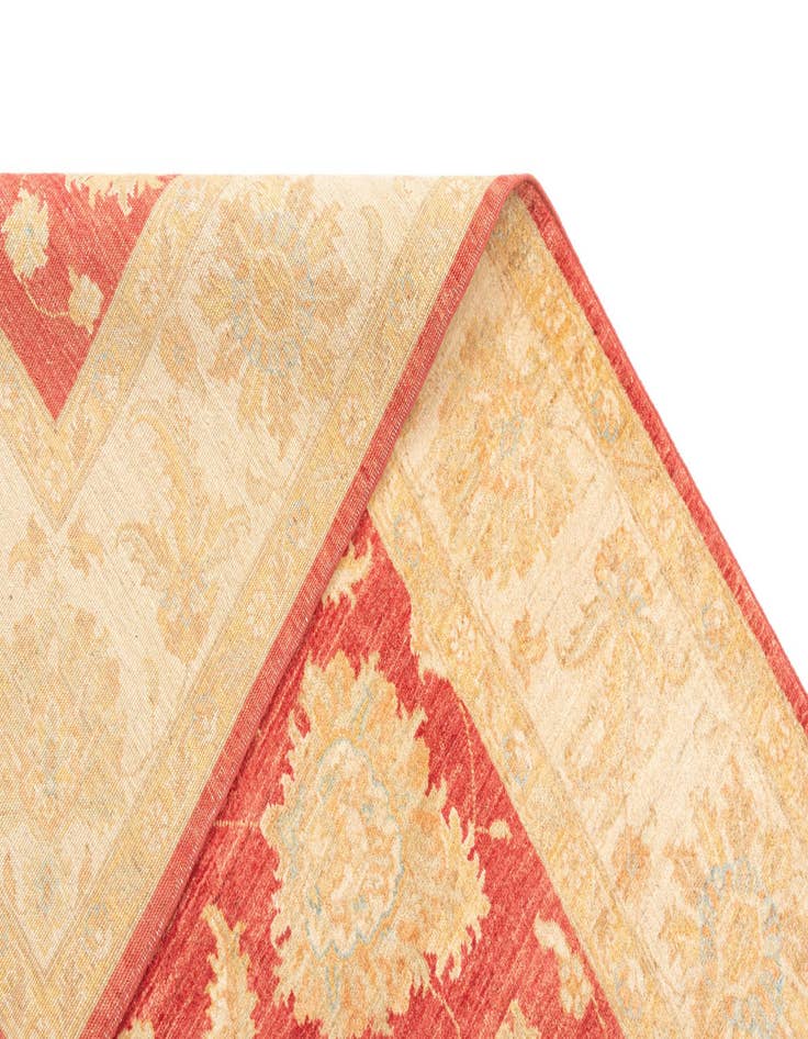 Detail image of  6' 8 x 10' 1 Ziegler Wool Rug