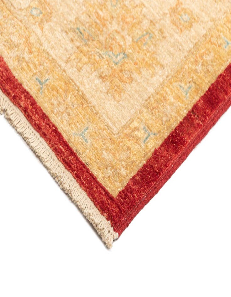 Detail image of  6' 8 x 9' 10 Ziegler Wool Rug