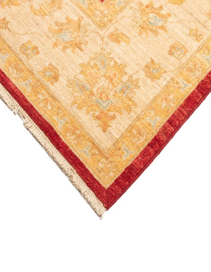 Detail image of  6' 7 x 9' 10 Ziegler Wool Rug