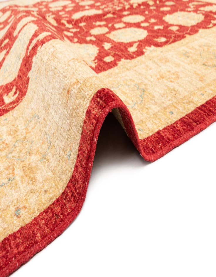 Detail image of  6' 7 x 8' 1 Ziegler Wool Rug