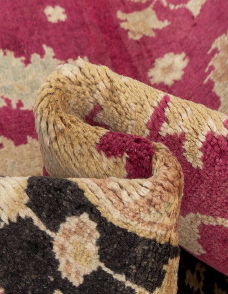 Detail image of  5' 3 x 7' 3  Hand Knotted Ziegler Wool Rug