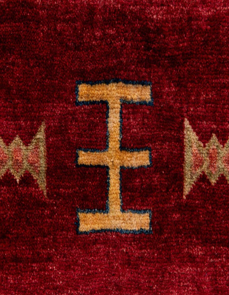 Detail image of  3' 5 x 5' 1  Hand Knotted Ziegler Wool Rug