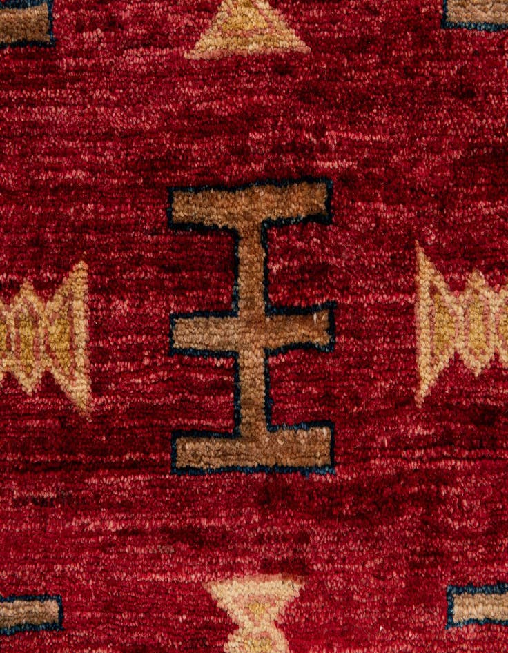 Detail image of  3' 5 x 4' 7  Hand Knotted Ziegler Wool Rug