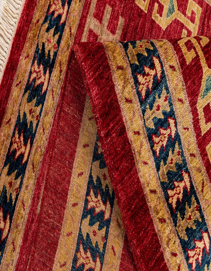 Detail image of  3' 5 x 4' 7  Hand Knotted Ziegler Wool Rug