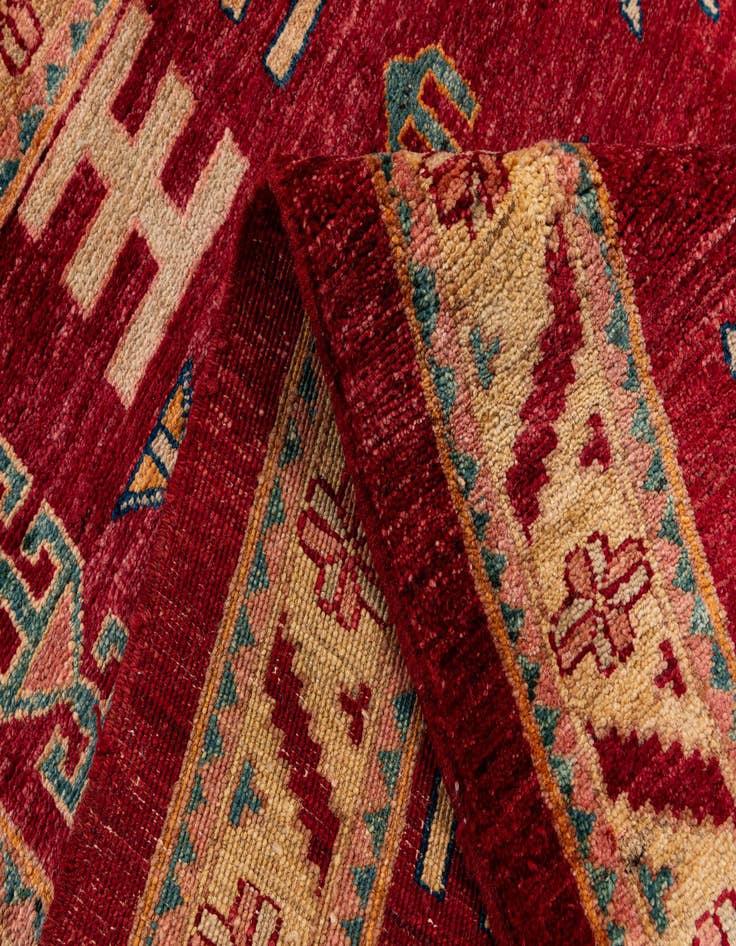 Detail image of  3' 4 x 4' 4  Hand Knotted Ziegler Wool Rug