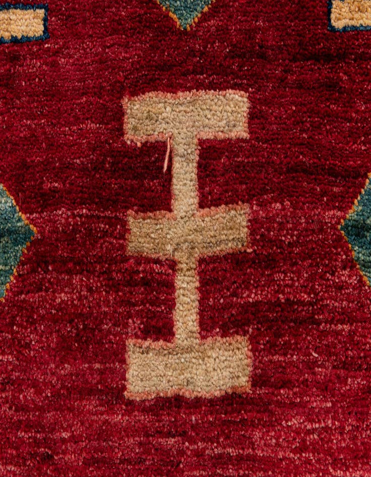 Detail image of  3' 4 x 4' 4  Hand Knotted Ziegler Wool Rug