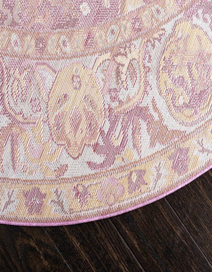 Detail image of  8' x 8' Alexis Round Rug