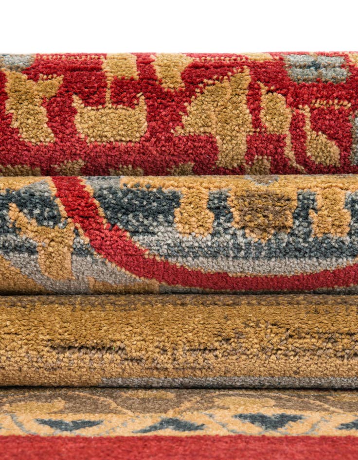 Detail image of  3' 3 x 3' 3 Amina Round Rug