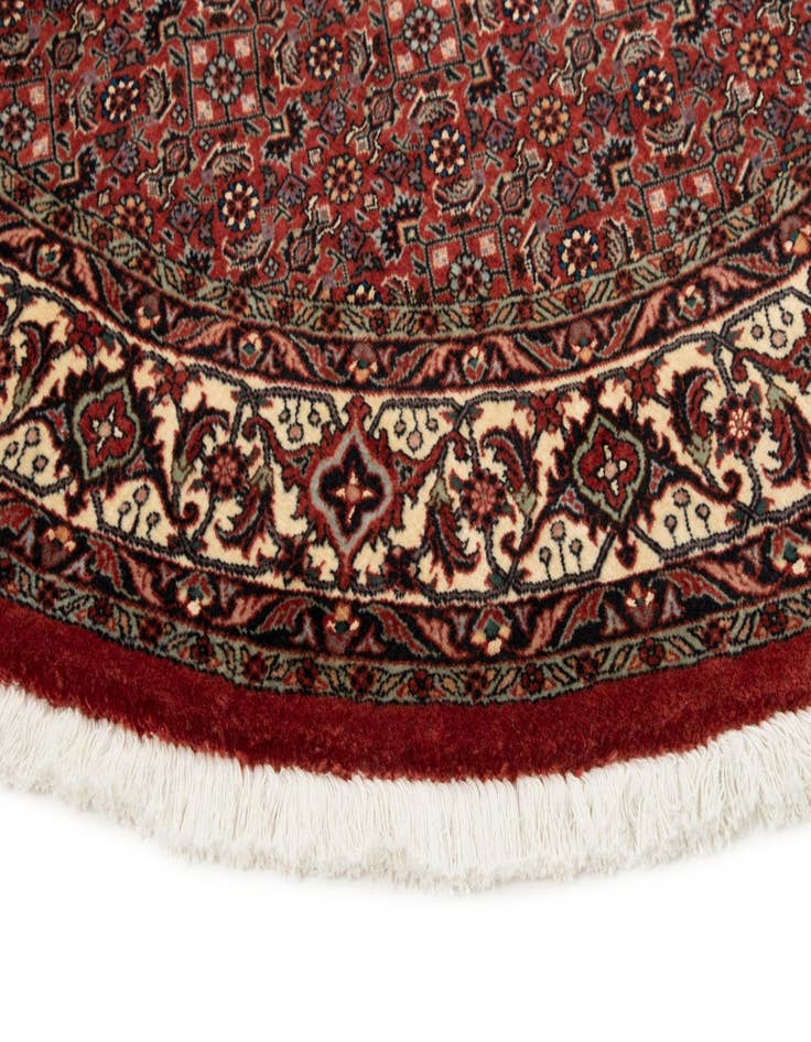 Detail image of  5' x 5' Bidjar With Silk Round Rug