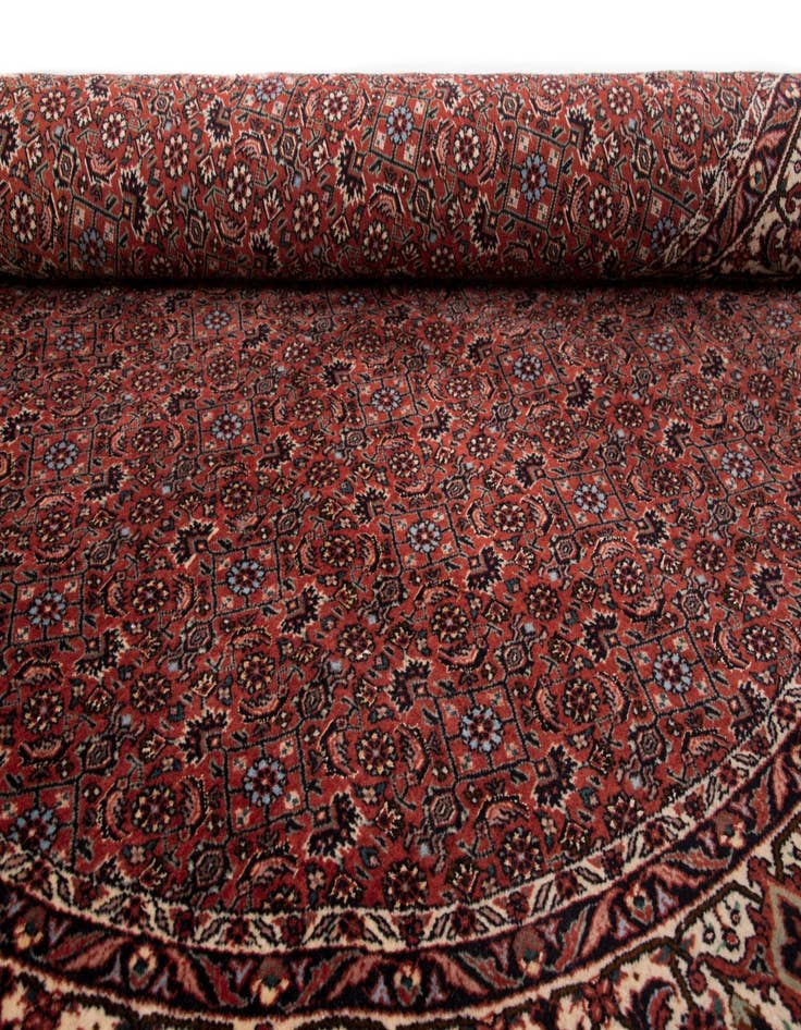 Detail image of  5' x 5' Bidjar With Silk Round Rug