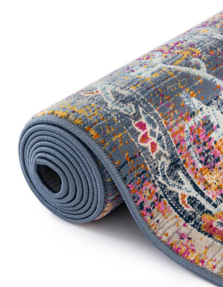 Detail image of  3' 7 x 3' 7 Budapest Round Rug