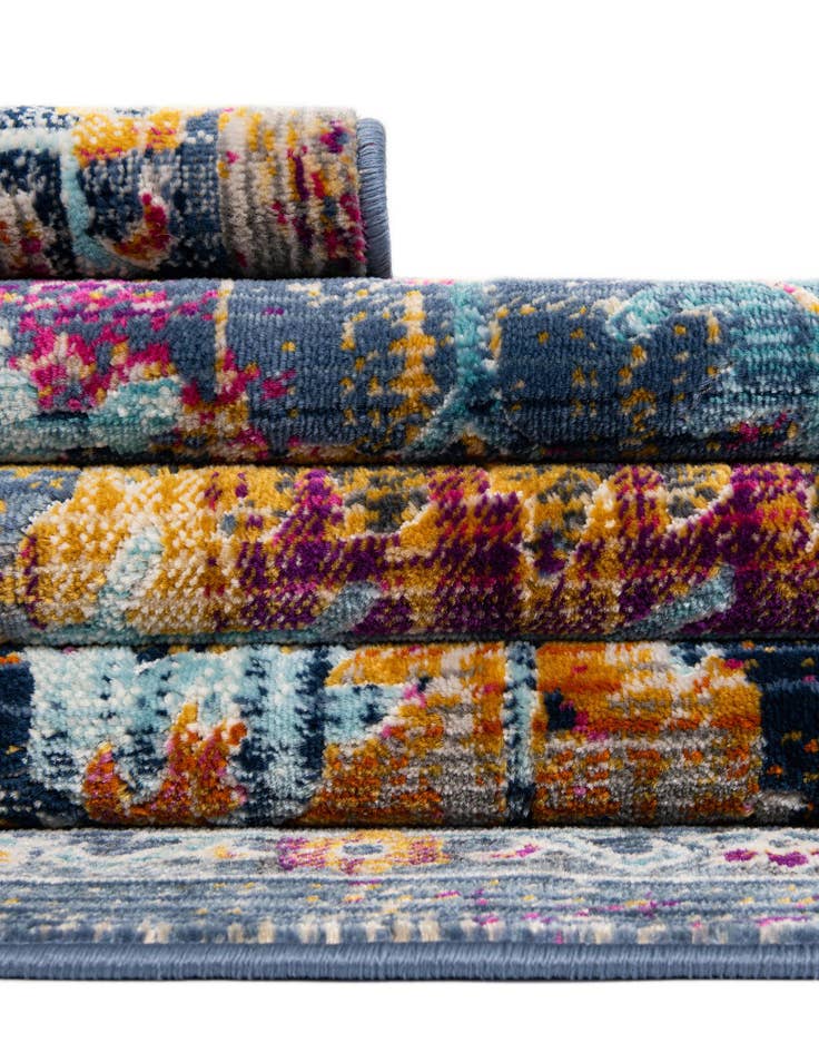 Detail image of  3' 7 x 3' 7 Budapest Round Rug