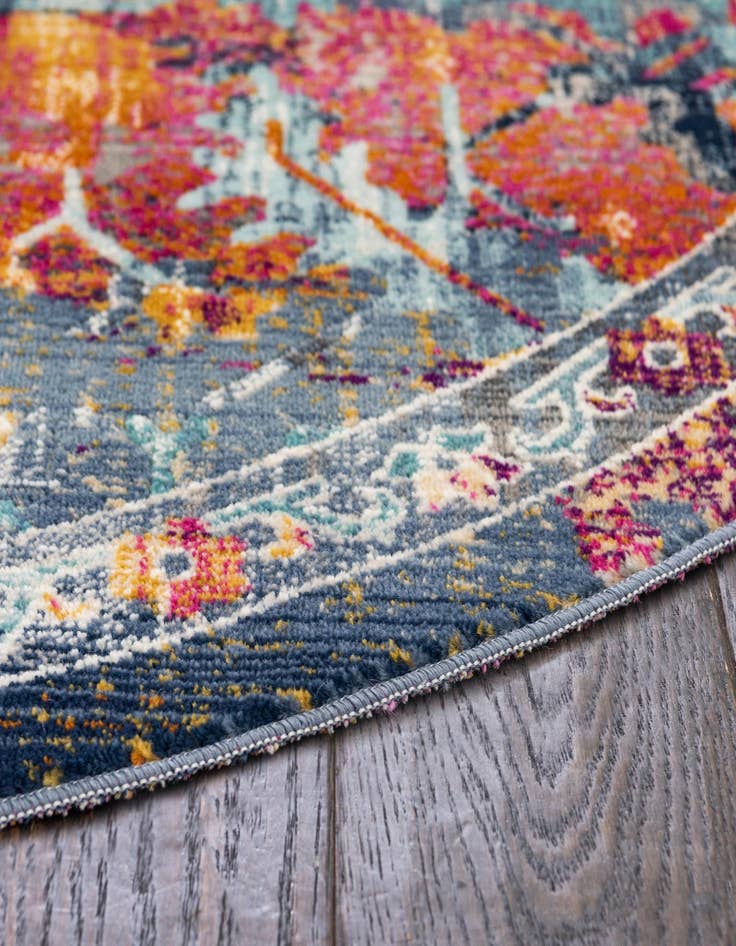 Detail image of  3' 7 x 3' 7 Budapest Round Rug