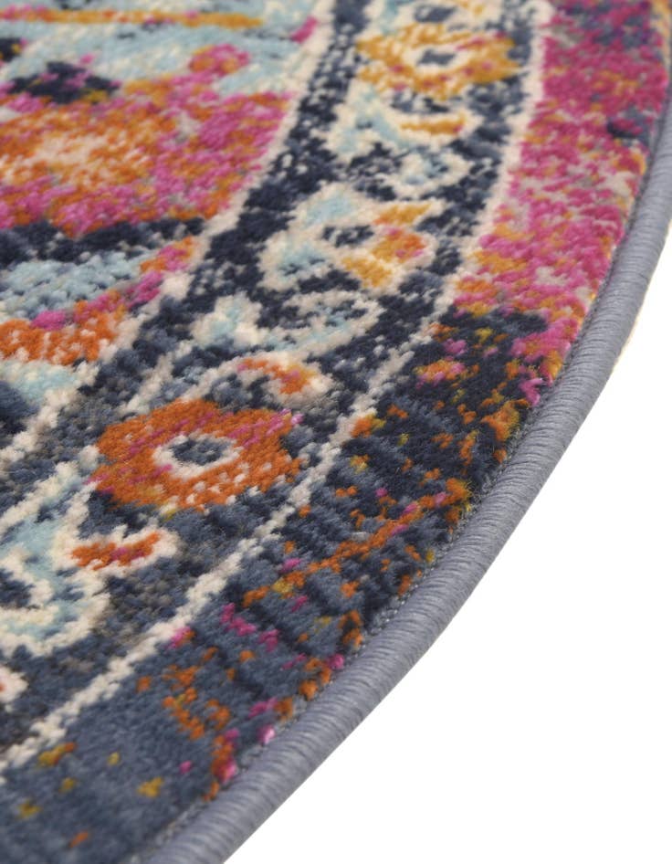 Detail image of  3' 7 x 3' 7 Budapest Round Rug