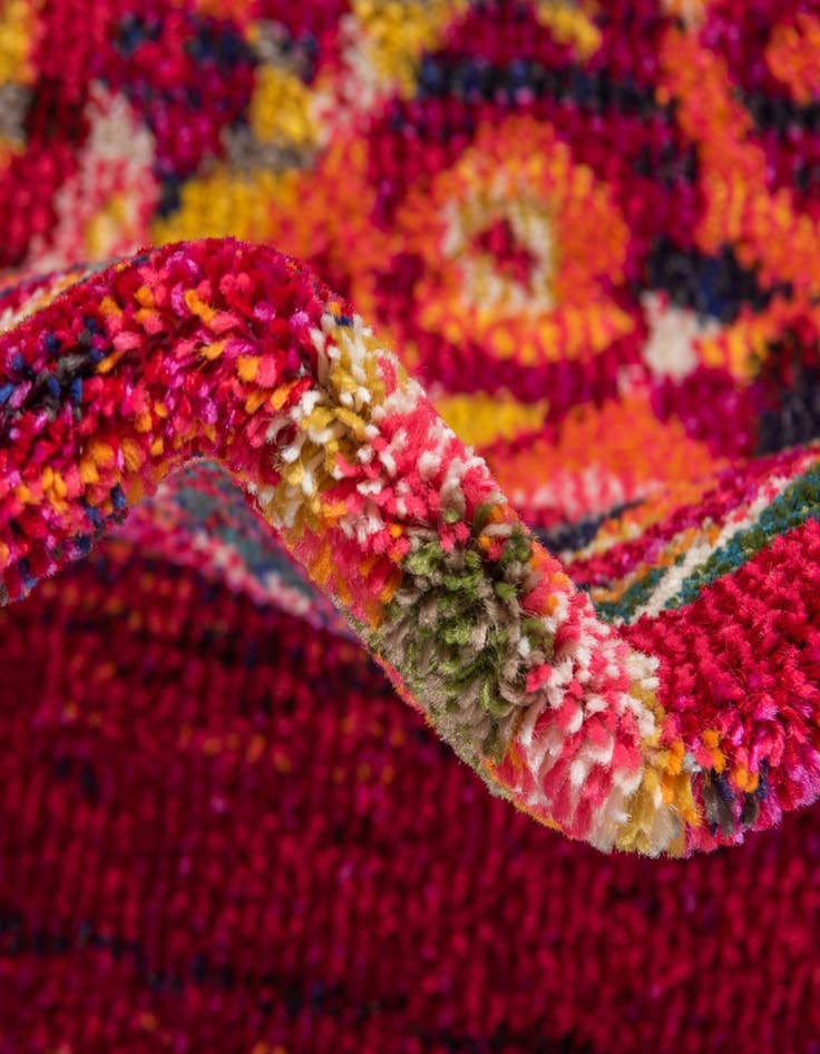 Detail image of  8' x 8'  Washable Fleur Round Rug