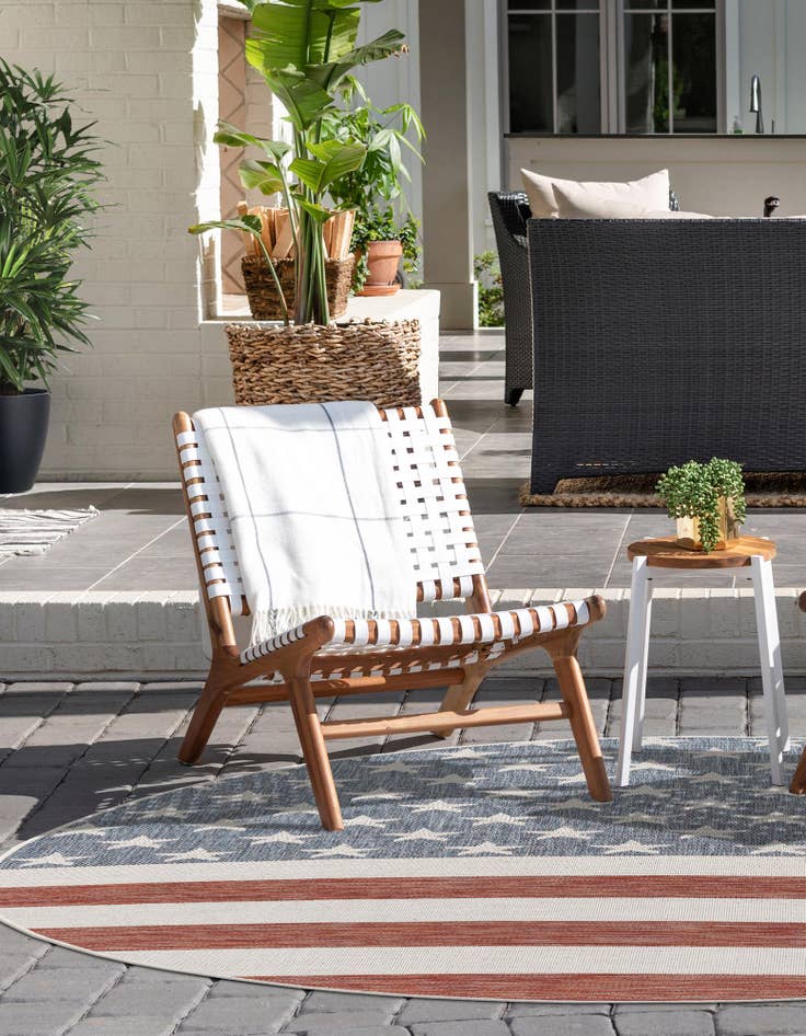 Detail image of  7' x 7'  Washable Jill Zarin Indoor / Outdoor Round Rug