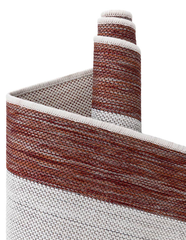 Detail image of  7' x 7'  Washable Jill Zarin Indoor / Outdoor Round Rug