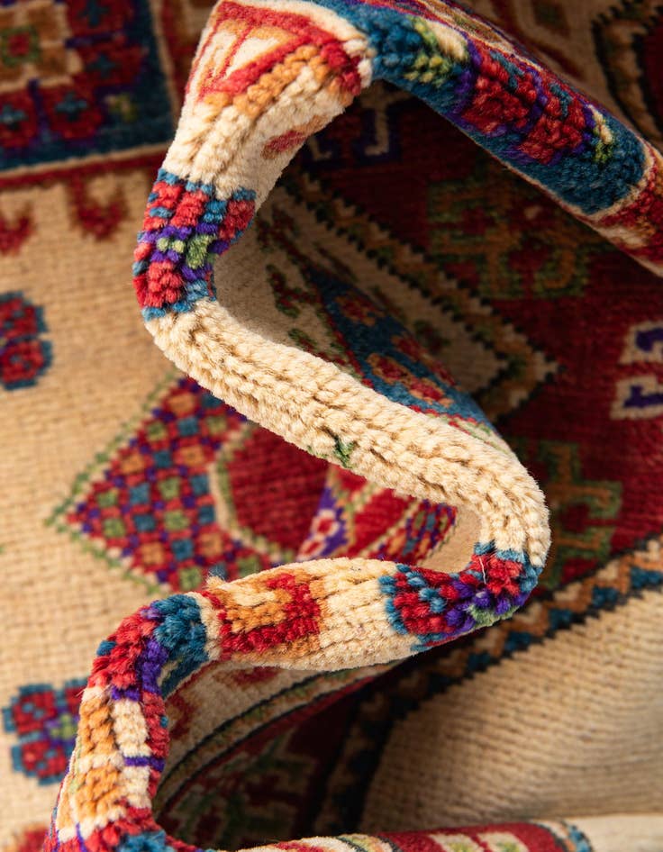 Detail image of  3' 3 x 3' 4  Hand Knotted Kazak Round Rug