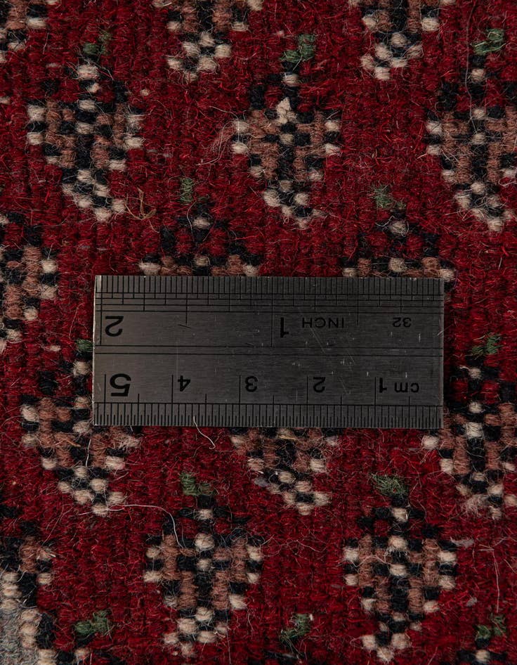 Detail image of  7' 10 x 7' 10  Hand Knotted Mir Wool Round Rug