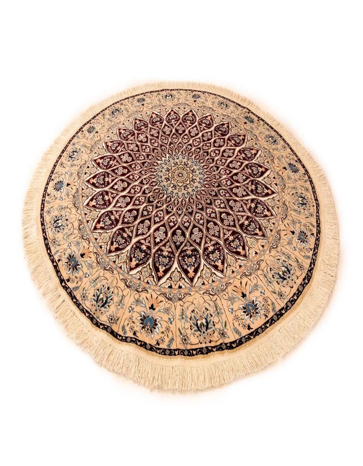 Detail image of  5' 6 x 5' 6 Nain Round Rug